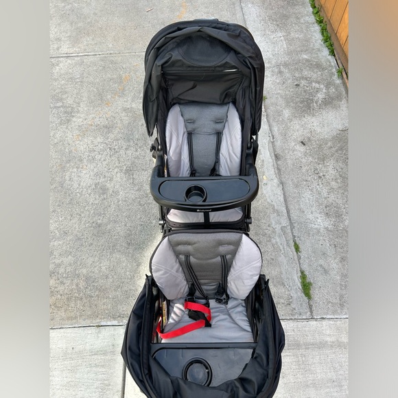 Baby Trend Sit N’ stand Double 2.0 stroller. - Picture 6 of 6
